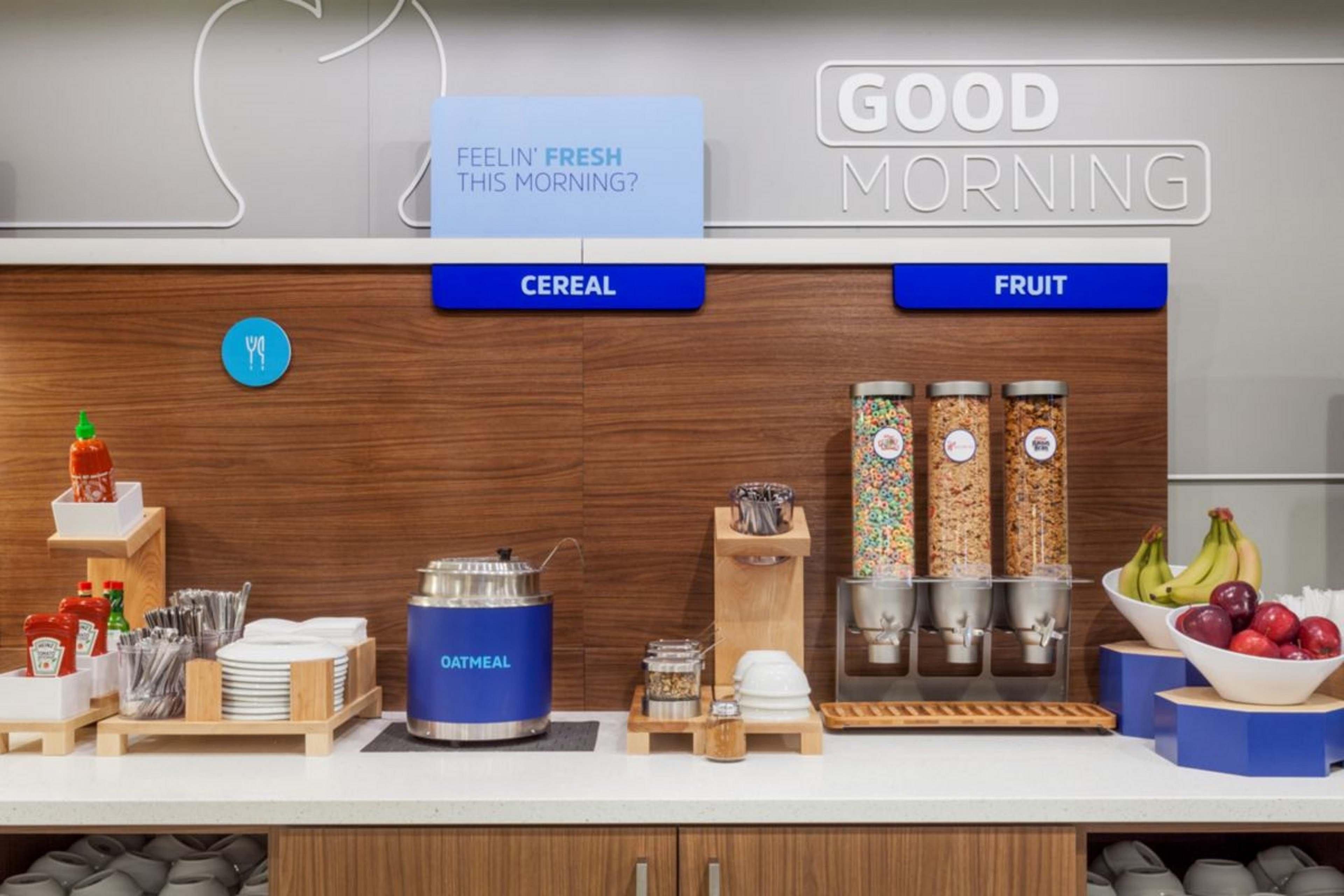 Holiday Inn Express & Suites - Seattle South - Tukwila By Ihg Екстериор снимка