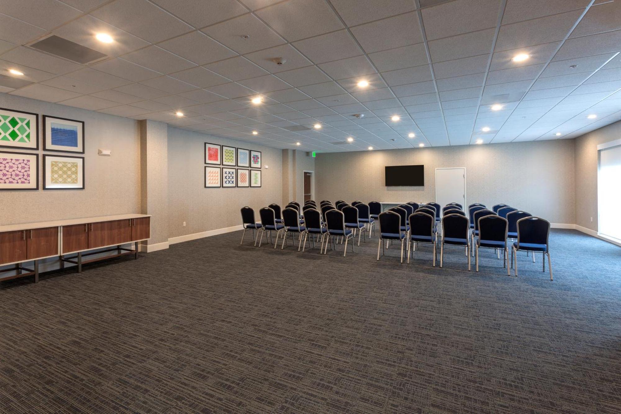 Holiday Inn Express & Suites - Seattle South - Tukwila By Ihg Екстериор снимка