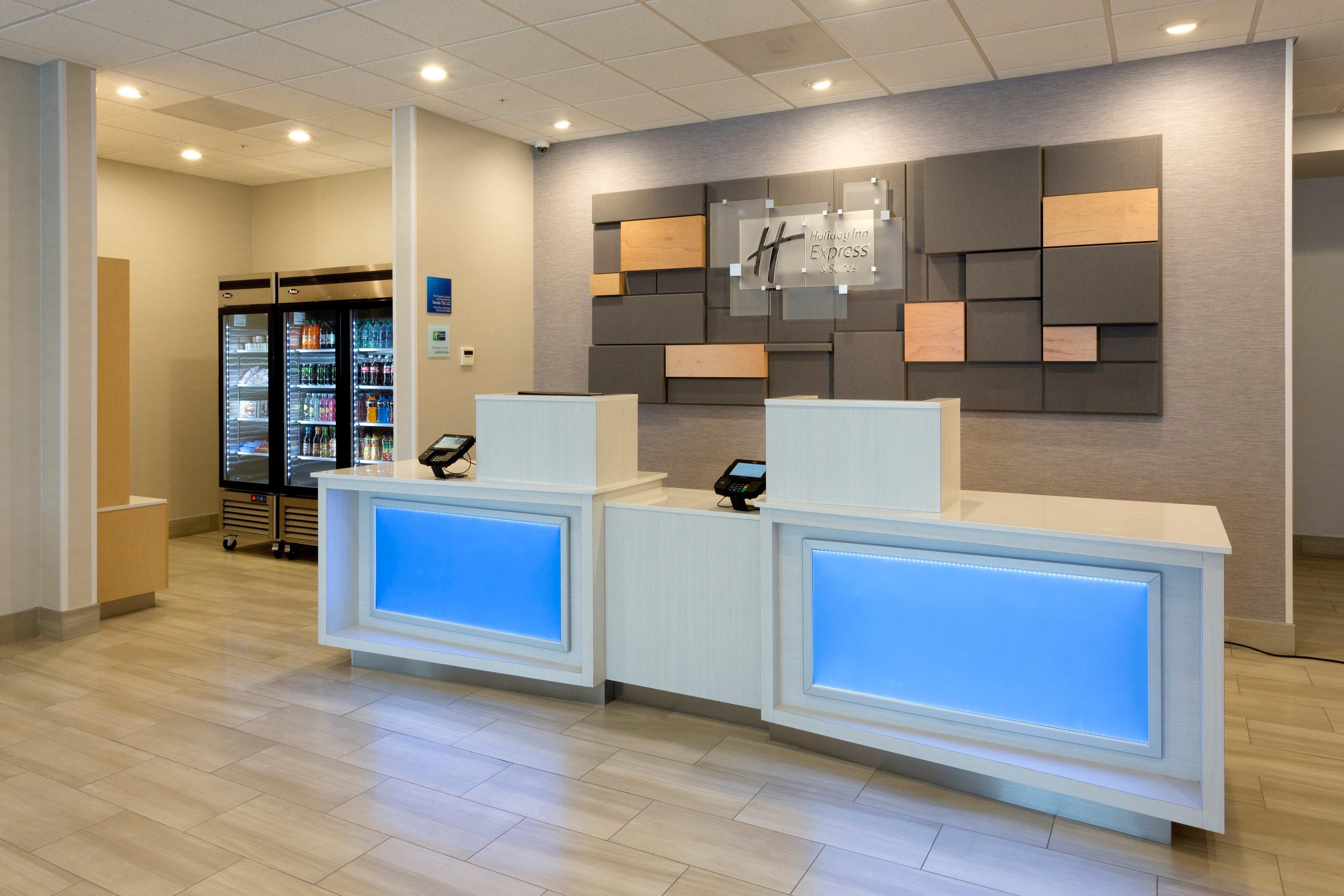 Holiday Inn Express & Suites - Seattle South - Tukwila By Ihg Екстериор снимка